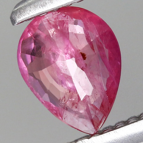 Natural Gemstone 0.24ct t.w 4.9x3.8mm Pear Heated Pink Sapphire, Madagascar - Picture 2 of 4