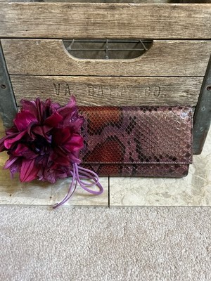 $1139 GUCCI python with flower clutch handbag women's