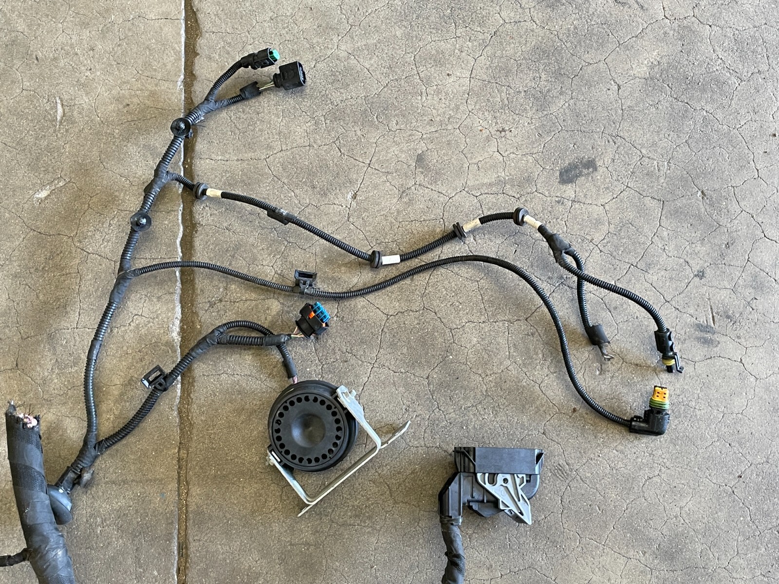 2014-2017 Maserati Quattroporte GTS Left Headlight Lamp Wiring Harness 1574 OEM
