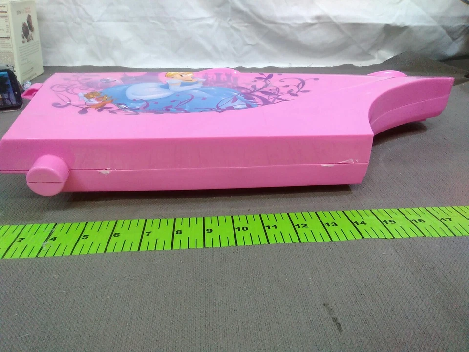  Power Wheels Disney princess Mercedes-Benz AMG 45 pink driver side door only - Image 4 of 4