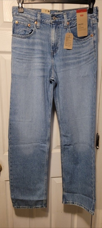 Levi's Low Pro Womens Light Weight Jeans NWT Size 33= Size 16 