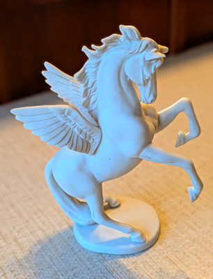 Aldon Fine Grained Porcelain Pegasus Figurine Fantasy Theme Made in Japan