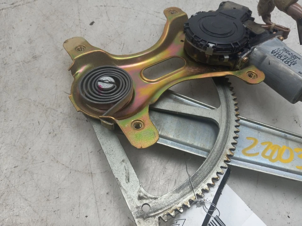 01 02 03 04 05 06 REGULADOR VENTANA DERECHA PASAJERO TRASERO LEXUS LS430 Foto 3 de 4