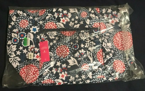 Vera Bradley ReActive Drawstring Family Tote - NWT - Picture 15 of 17