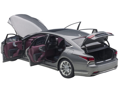 1/18 Lexus LS500h (Manganese Luster Gray Metallic) Model Car BY