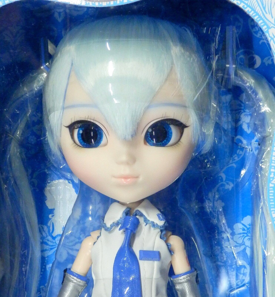 RARE NEW Pullip Snow Yuki Miku Hatsune Doll Vocaloid 01 P