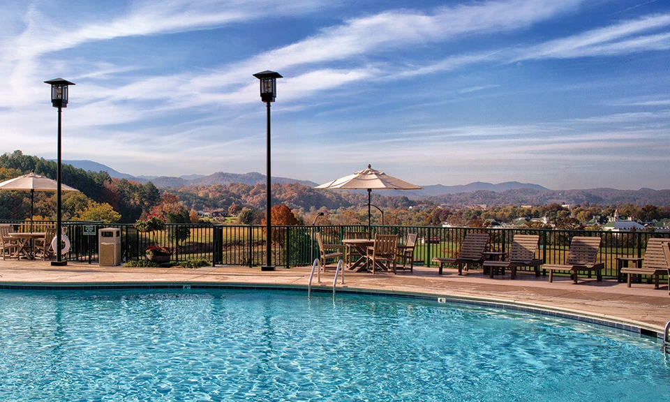 Wyndham Smoky Mountains (LAST UNIT) 3 Bedroom Deluxe Dec 21st, For (3 Nights) - Image 3 of 4