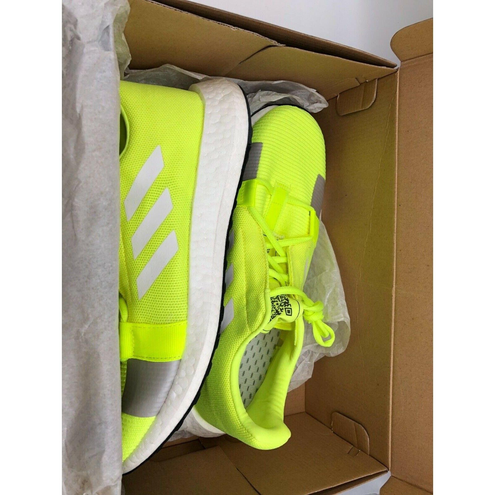 adidas Men's Senseboost GO Running Shoes Neon/Yellow Sneakers EF1580 Size 9.5 thumbnail 23