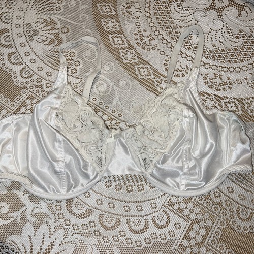 VTG Bonjour #194 Shimmereen Liquid Satin Caress Shiny Second Skin Bra 36D White