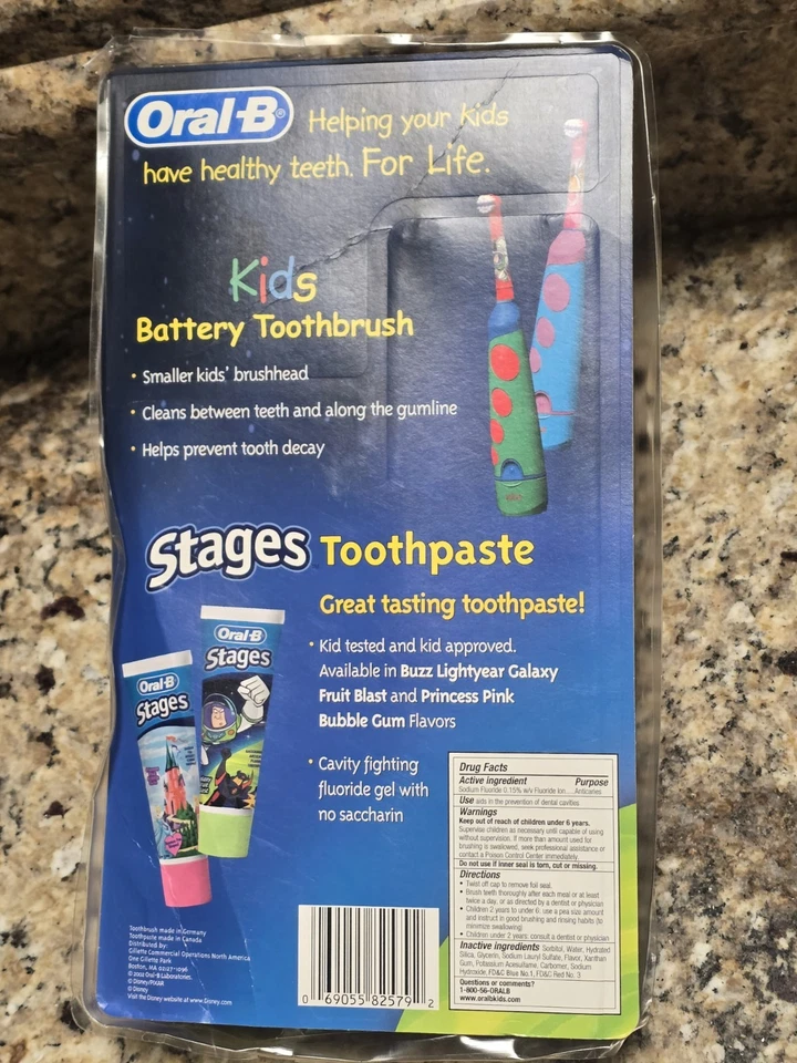 Escova de Dentes Disney Pixar Oral-B Toy Story Buzz Lightyear NOVA VINTAGE 2002 - Imagem 3 de 4
