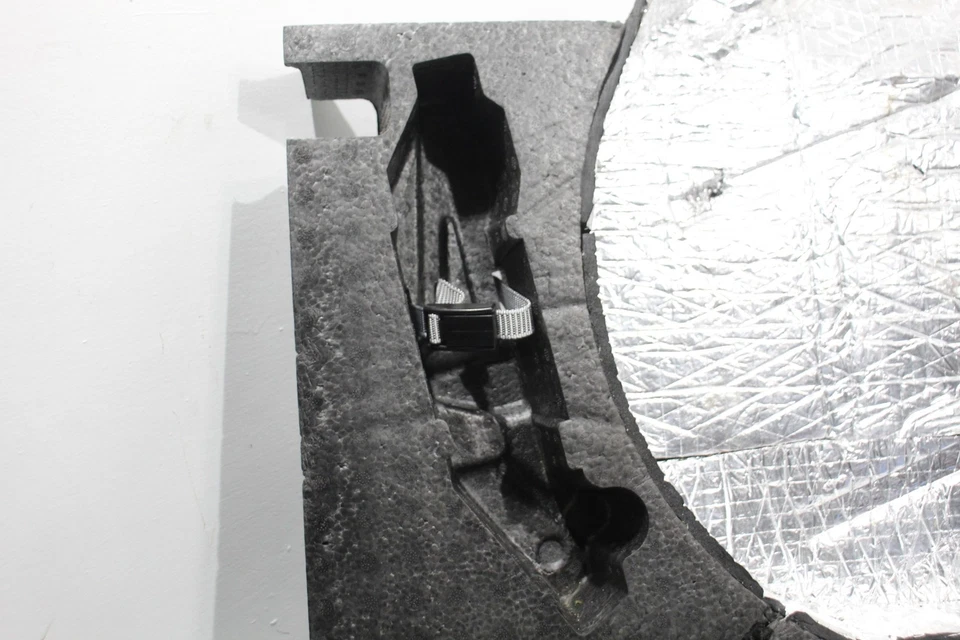 Kit de herramientas soporte rueda repuesto almacenamiento Audi TT 8J Mk2 8J0864501F Foto 4 de 4