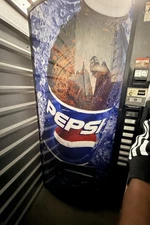 Vendo V407 Single Can Soda Vending Machine - Pepsi