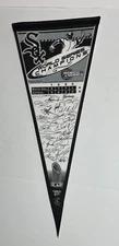 CHICAGO WHITE SOX 2005 WORLD CHAMPS SIGNATURES MLB BASEBALL VINTAGE PENNANT MINT