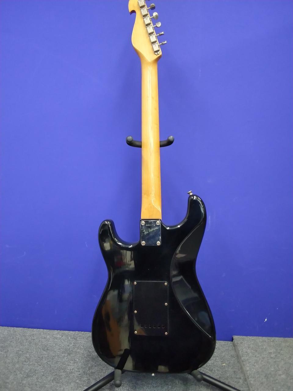Picture 4 of 6
