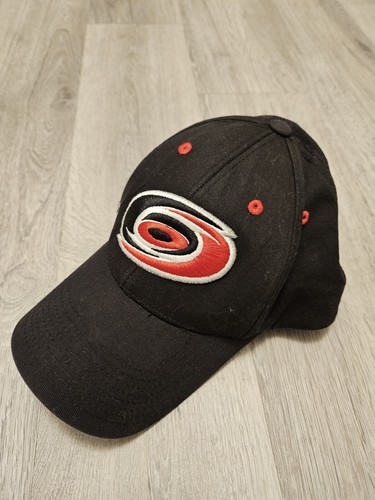 Carolina Hurricanes Old Time Hockey NHL schwarz rot Passform Größe 7