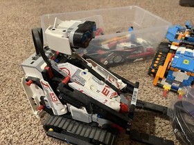 LEGO MINDSTORMS: Lego MINDSTORMS EV3 And Lego Boost Creative Toolbox