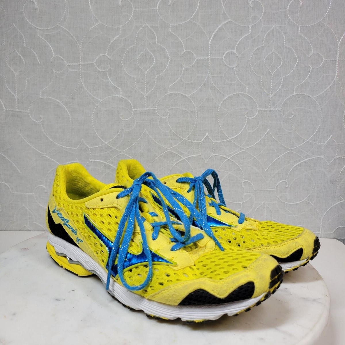 Mizuno Wave Ronin 5 Running Shoes Womens 9 Yellow Lace Up