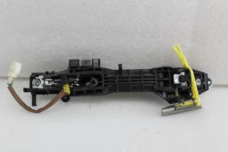 Lexus LS460 LS460L 2007 manija de puerta trasera izquierda del lado del conductor cromada Foto 2 de 4