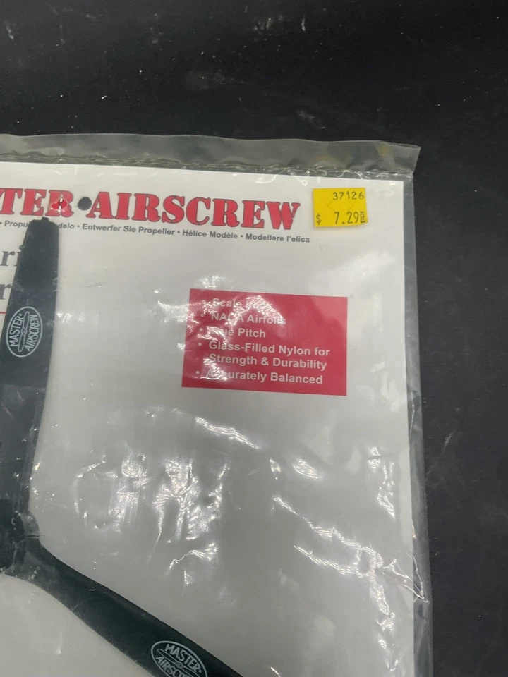 Master Airscrew MA0970T 3-Blade Prop • - Image 3 of 4