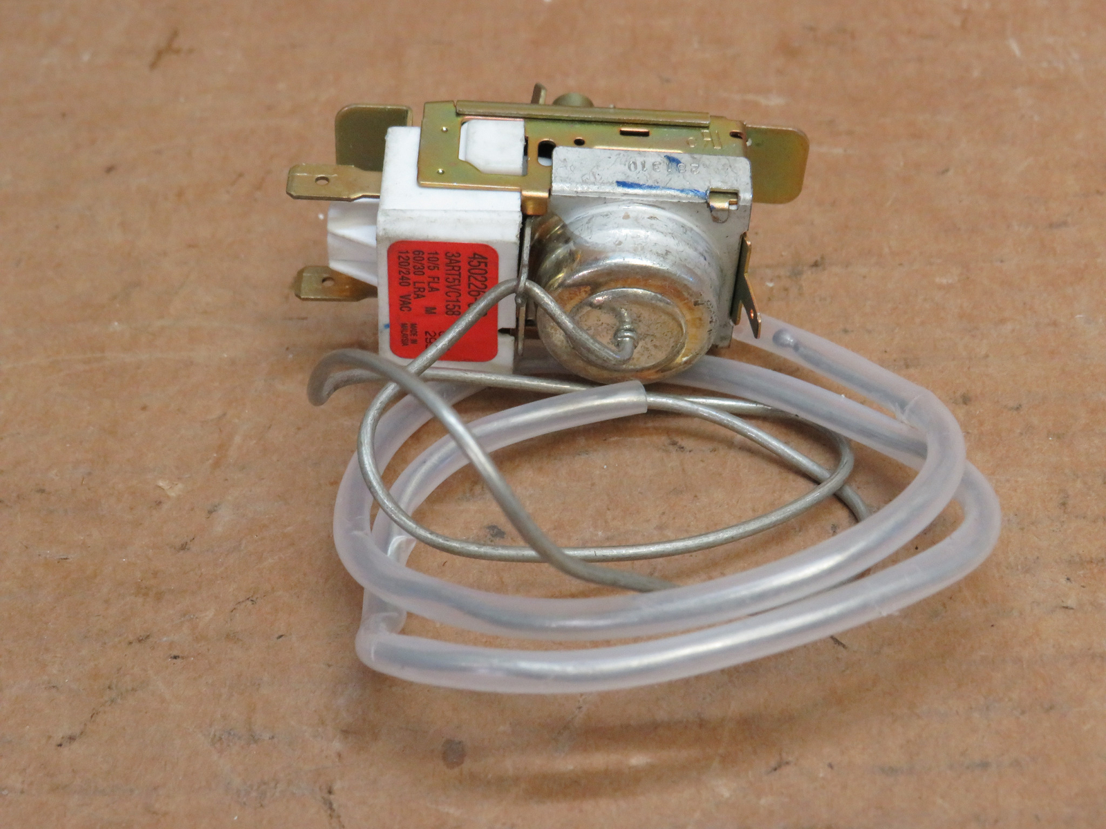 Kenmore Frigidaire Refrig. Temp. Control Thermostat Part # 5304421256 241537103