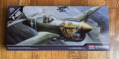 ACADEMY 1/72 P-40E THE FIGHTER OF WWII Model Kit #12468 (contents sealed)