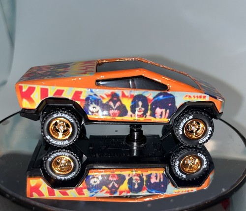 Hot wheels Tesla Cyber truck KISS Famous Rock Band It’s A Custom Real Riders - Picture 15 of 17