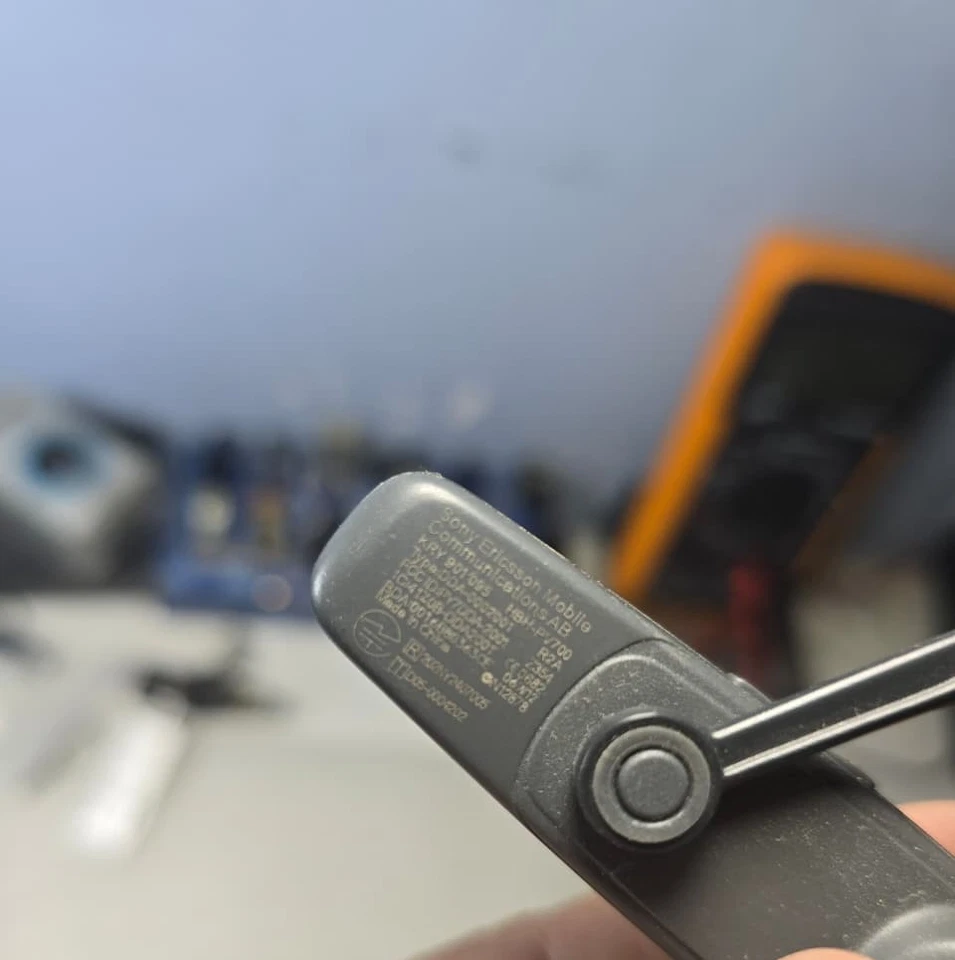 Lote de 10 Auriculares Bluetooth Sony Ericsson - Para Piezas o Reparación - Sin Probar Foto 4 de 4