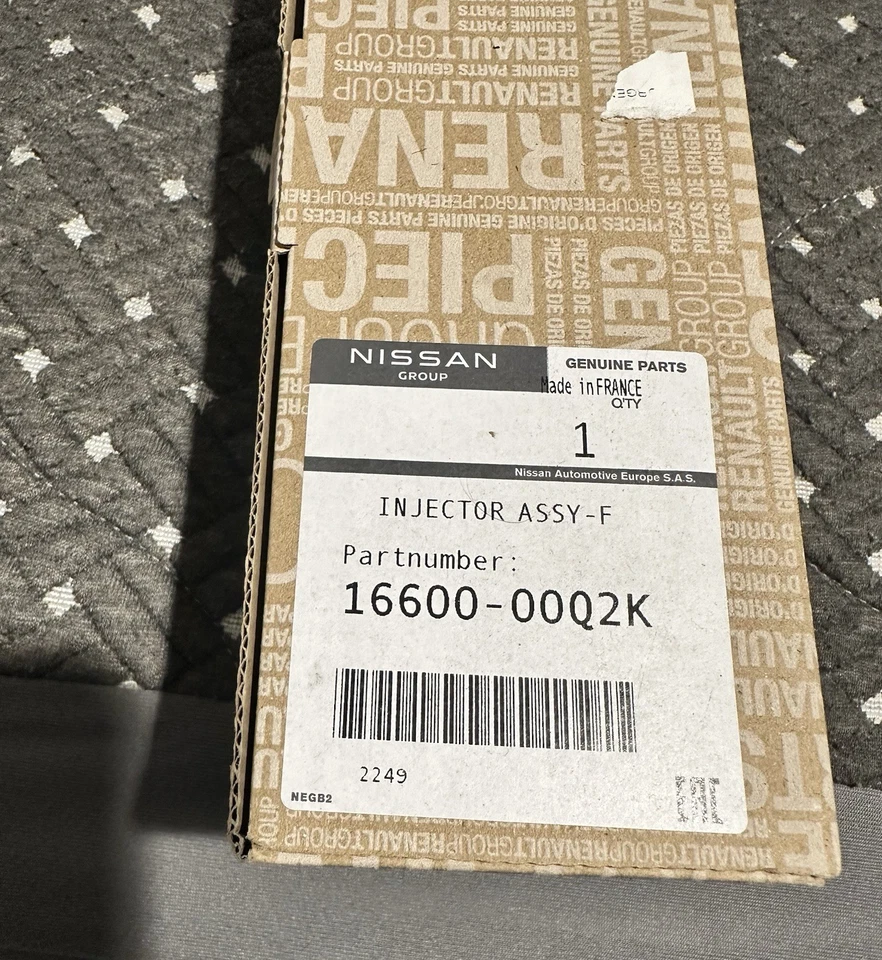 Nissan Navara D23 NP300 Injector  - image 4 of 4