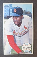 Bob Gibson #41 Topps Giants 1964 Baseball Card