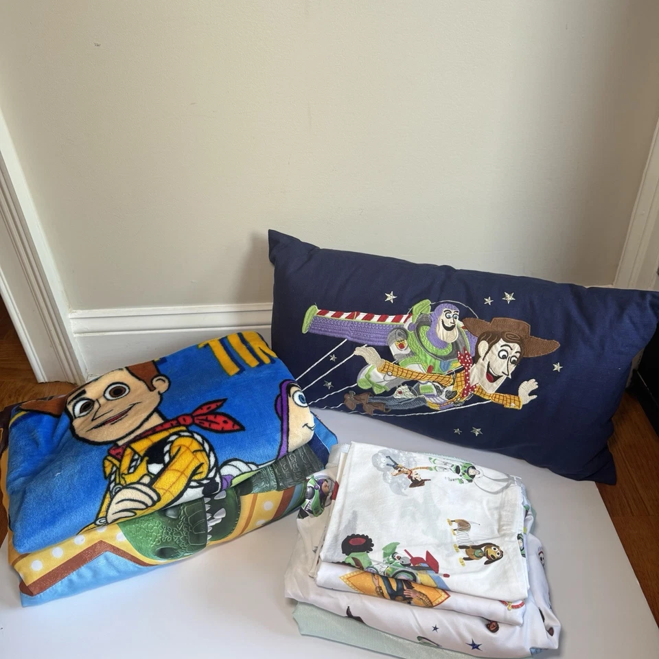 Juego de cama Pottery Barn Kids & Disney Pixar Toy Story para niños pequeños 7 piezas leer descripción Foto 2 de 4