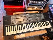 Retro Stereo Technics Electronic PCM Piano Keyboard SX K700 Digital Stage Studio