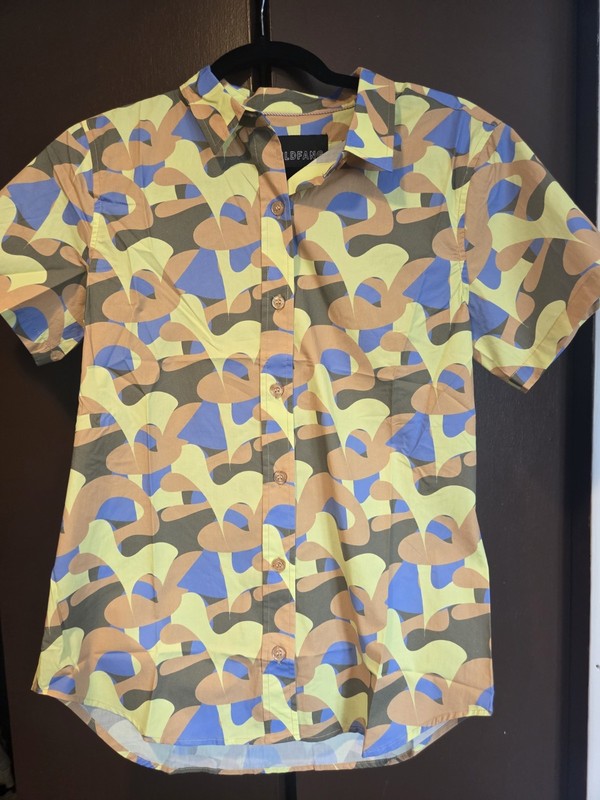 WILDFANG Unisex S Geometric Multicolor Short Sleeve Point Collar Button-Up
