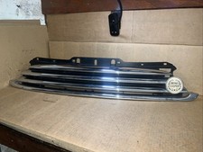2008 MINI CLUBMAN  R55  TOP  FRONT CHROME GRILL  GRILLE COOPER BADGE