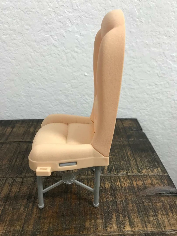 Barbie Glamour Casa de Muñecas Crema VAN CAR Respaldo Alto Silla Repuesto 2008 Foto 2 de 4