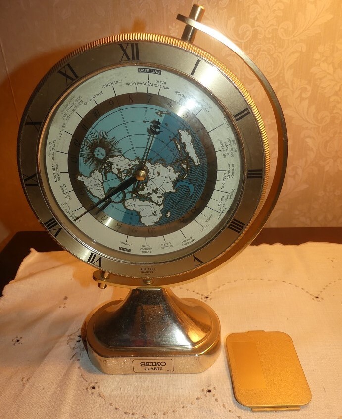 1990 Vintage Seiko Rotational World Globe Quartz Clock 1990 Vintage Seiko Rotational World Globe Quartz Clock