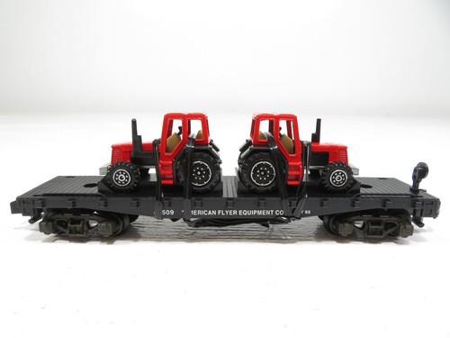 American Flyer 6-48509 S Gauge American Flyer Flatcar w/Two Farm Tractors LN - Picture 4 of 9