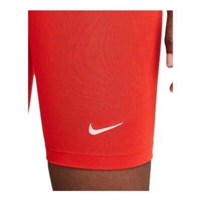 Nike Women's Sportswear Essential Bike Shorts Chile Red CZ8526-673
