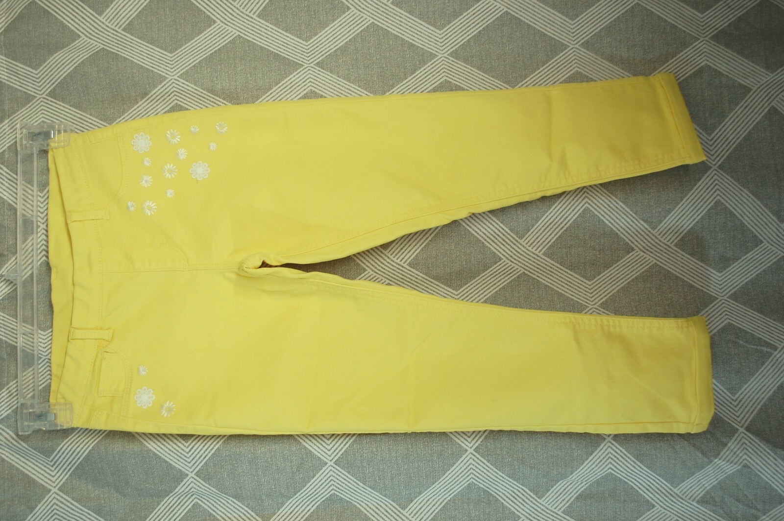 Picture 1 of 4