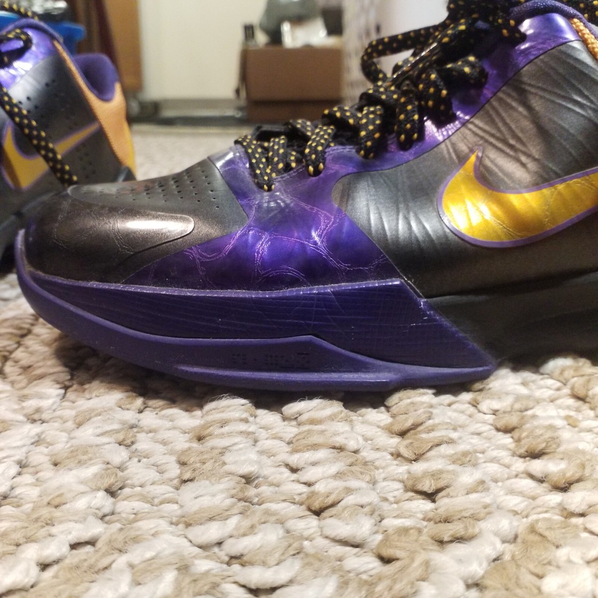 Nike L A Lakers Purple Gold Sneakers Kobe Bryant Throw Back 