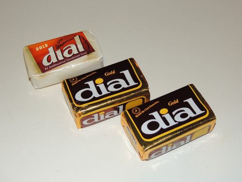 DIAL GOLD Deodorant Soap 70s 80s Vintage Foil Wrap 3.5 ounce Bars MADE IN USA