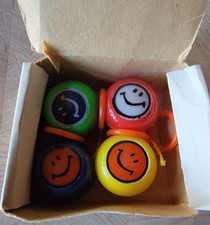 New in Open Box - 4 - Vintage Tiny Smiley YoYo Toy - 1970's
