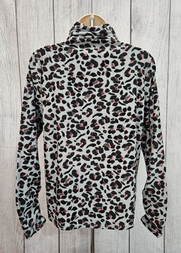 Top Nic & Zoe Estampado Guepardo Talla Mediana Cuello Alto Con Mangas Largas Talla Mediana - Imagen 3 de 10