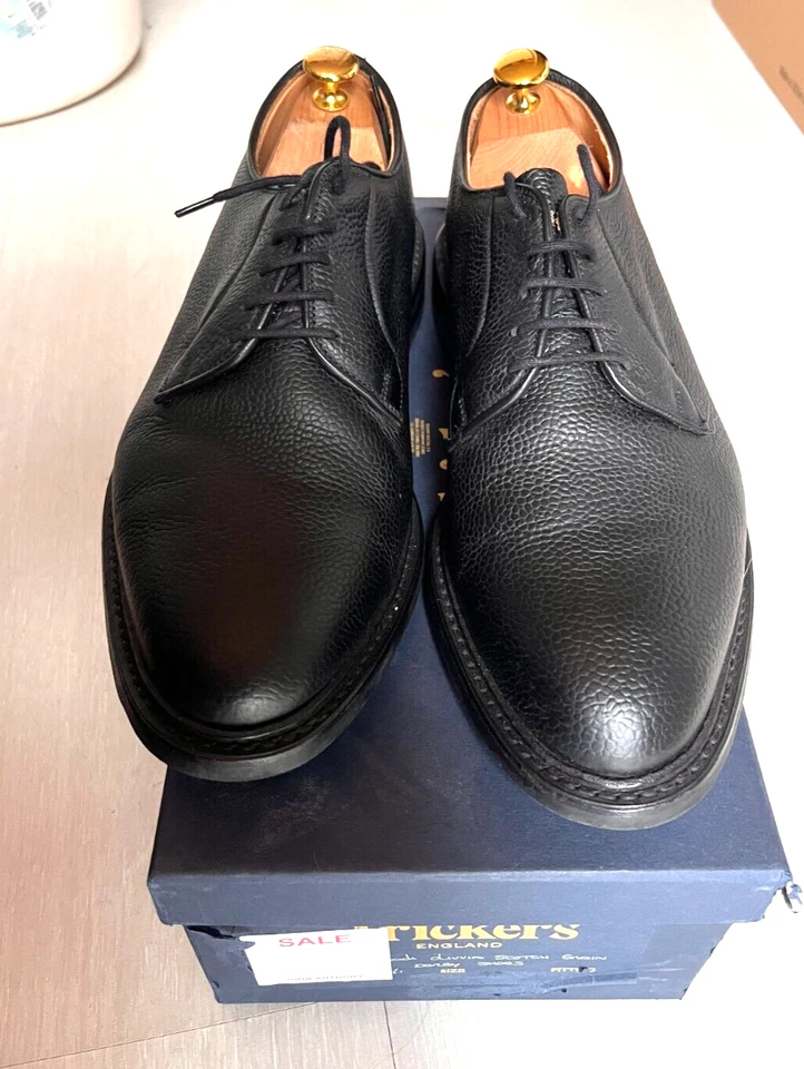 Trickers Fenwick UK 10 Black Olivvia Pebble Grain Derby Blucher - Imagen 3 de 4