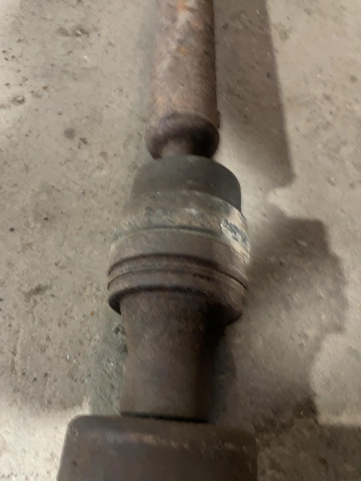 GMC Envoy Chevy Trailblazer 2002-2009 eje de transmisión delantero 4,2 L solo OEM Foto 4 de 4