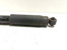 HYUNDAI H-1 / STAREX Stoßdämpfer hinten rechts 2.50 Diesel 2008 33268802