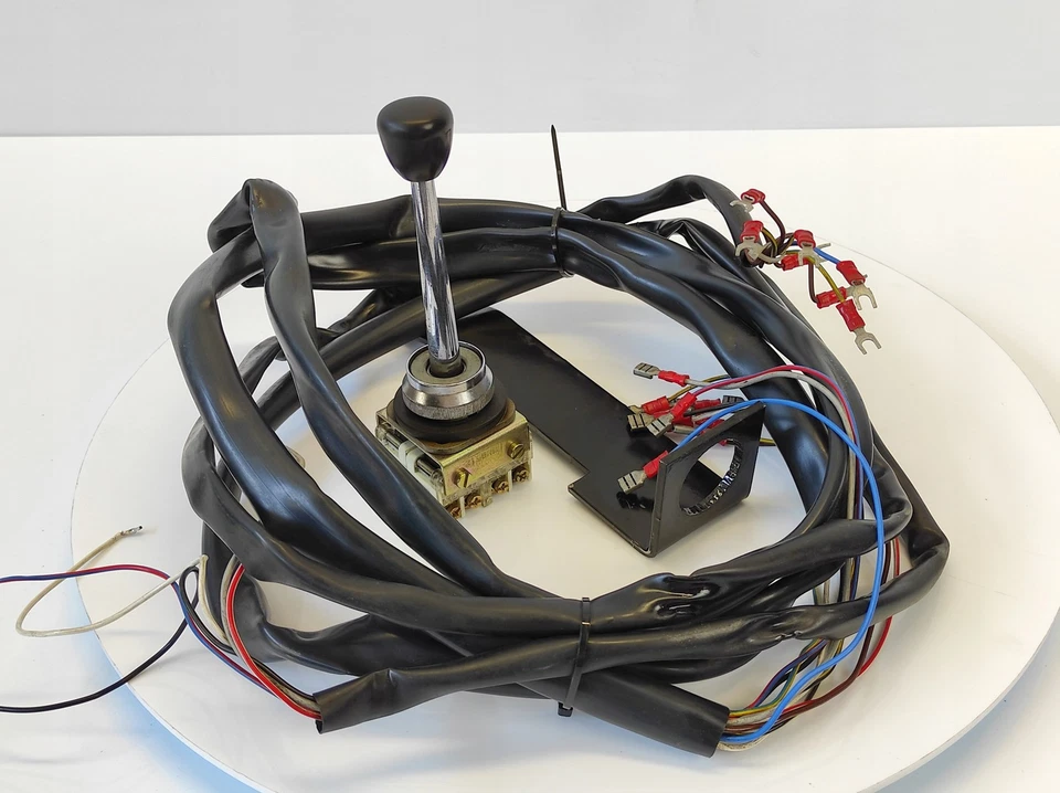 Lever Switch XD2-AC201 2-Axis Joystick SPST 230V Used - Image 4 of 4