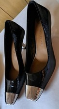 Donald Pliner Cristin Black Patent Silver Metal Cap Toe Kitten Heels Size 6M