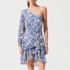 NWT ASTR The Label One Shoulder Dress Medium