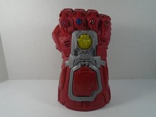 2018 HASBRO--AVENGERS ENDGAME--RED ELECTRONIC THANOS INFINITY GAUNTLET FIST
