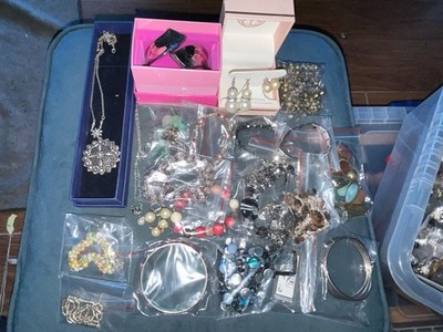 Konvolut Modeschmuck überwiegend Armreifen, Armbänder - 20 Teile eingetütet